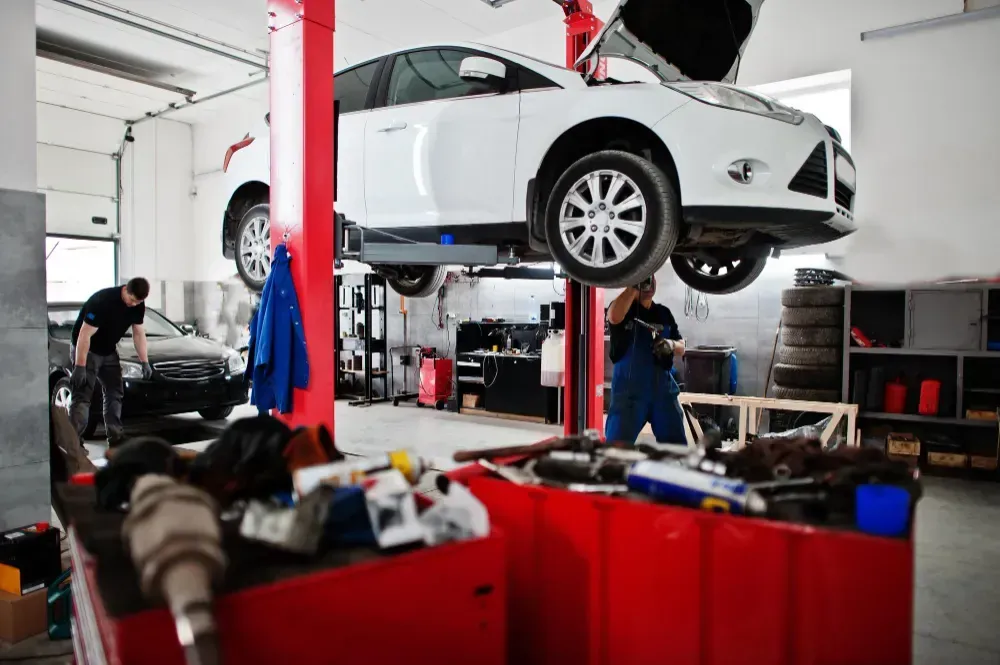 Garage automobile — aperçu visuel 3